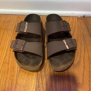 Birkenstock’s Women’s Size 36 Mocha size 6 sandals